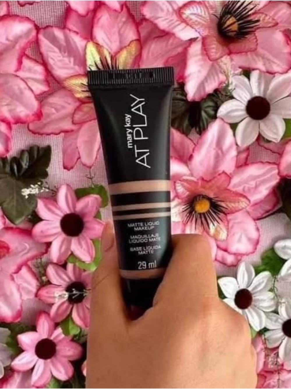 Mary Kay At Play Matte Liquid
Makeup  Very Light